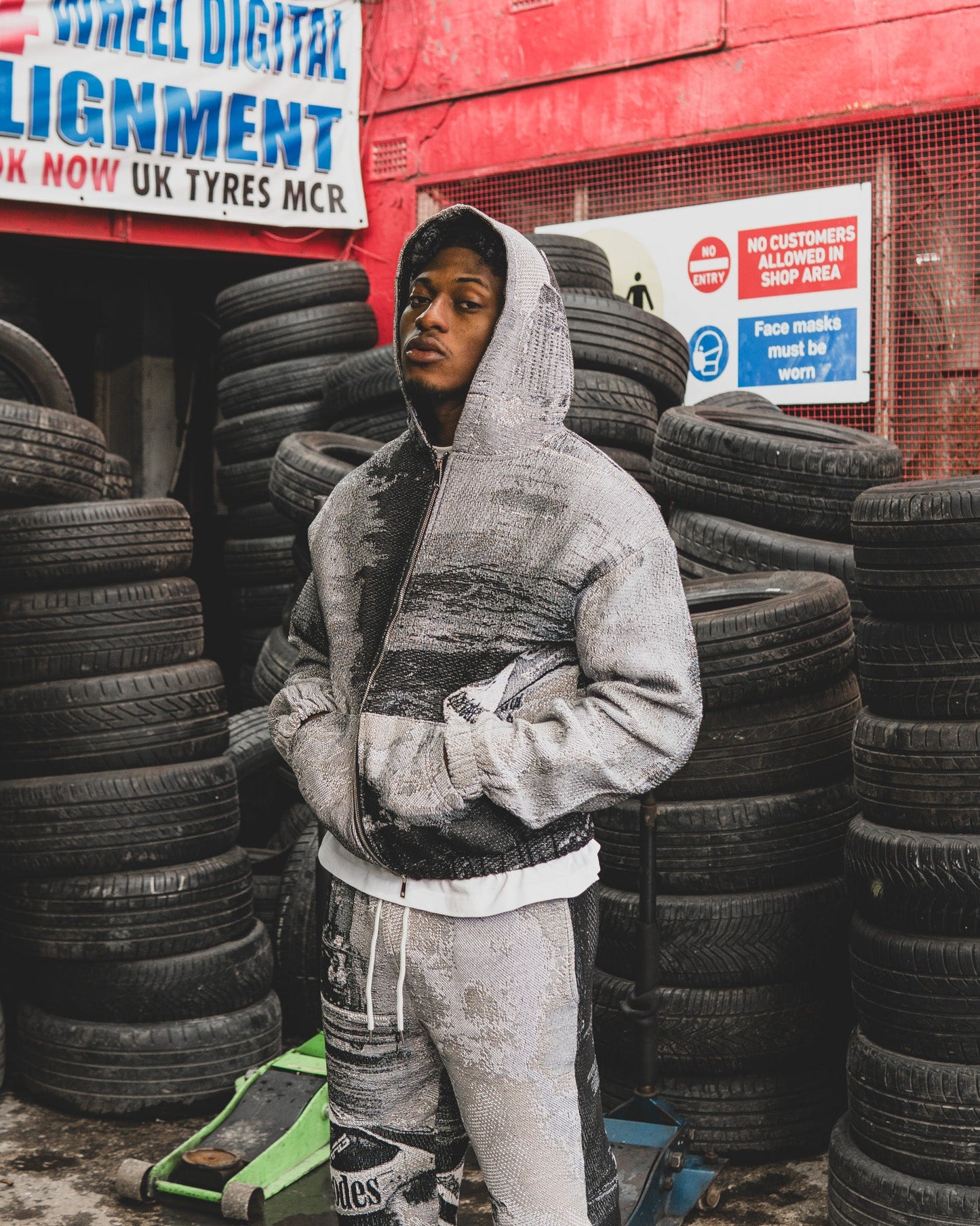 DRIFT Tapestry Zip-Up Hoodie